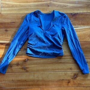 lululemon athletica all it takes v-neck long sleeve shirt with built in bra